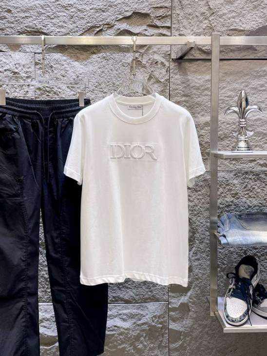 Picture of Dior T Shirts Short _SKUDiorM-3XLxetr27016308